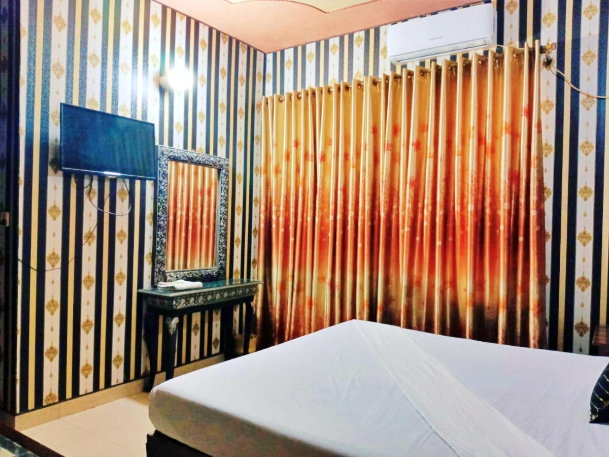 Moon Soon Hotel Lahore Extérieur photo
