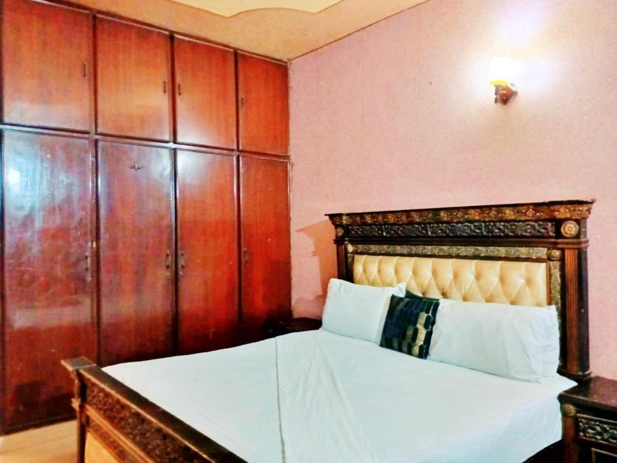 Moon Soon Hotel Lahore Extérieur photo